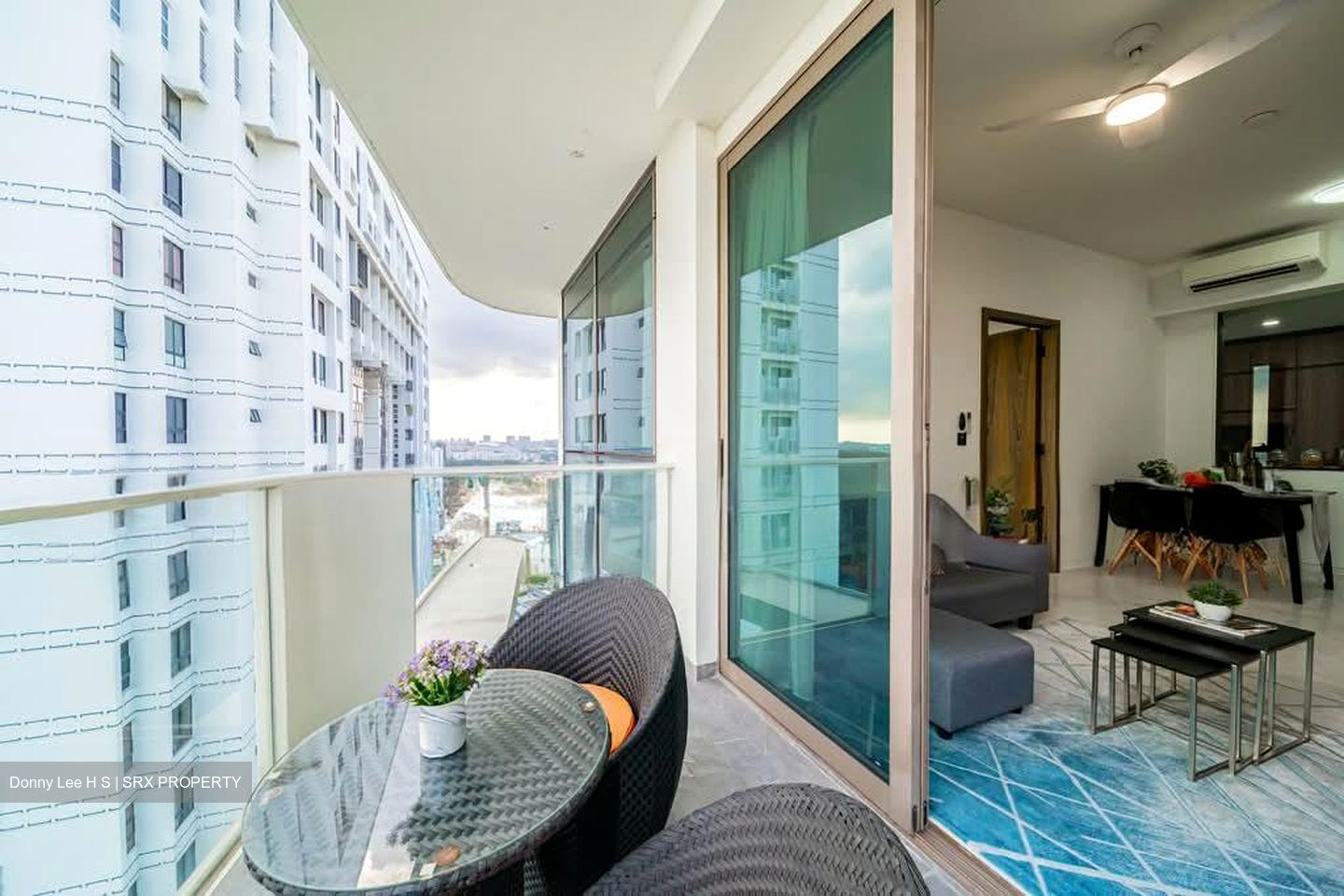 Coastline Residences (D15), Apartment #539366511